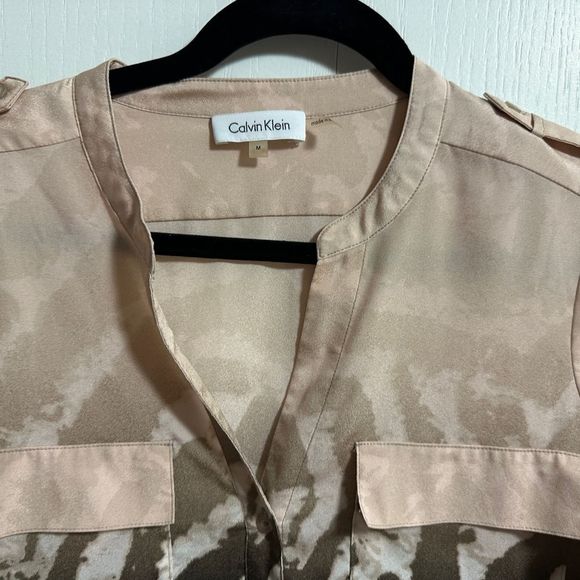 Calvin Klein Ombré /Graphic Design, Button Down Shirt. Sz Med. Pink/peach/brown - Picture 4 of 6